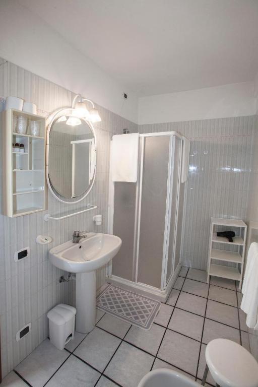 Tre Rose Hotel Nesso